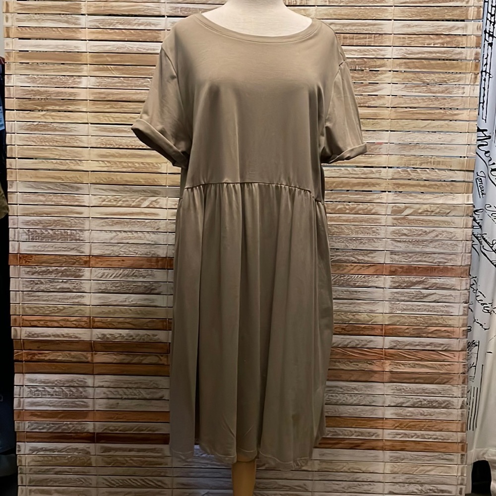 T-shirt dress